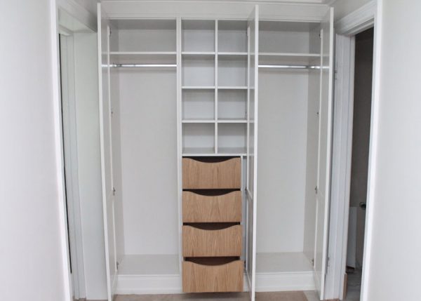 Detaljbilde av garderobe